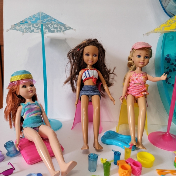 Vintage BARBIE WEE 3 FRIENDS POOL And Patio PARTY PLAYSET MATTEL 2004 - Picture 3 of 15